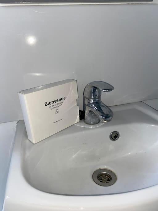 Appartement Studio Sous Les Toits Paisible Clermont-Ferrand