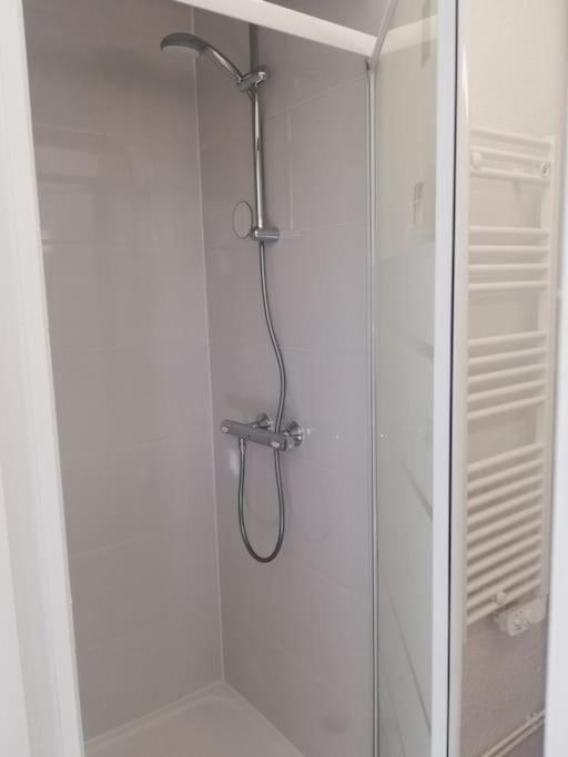 Appartement Studio Sous Les Toits Paisible